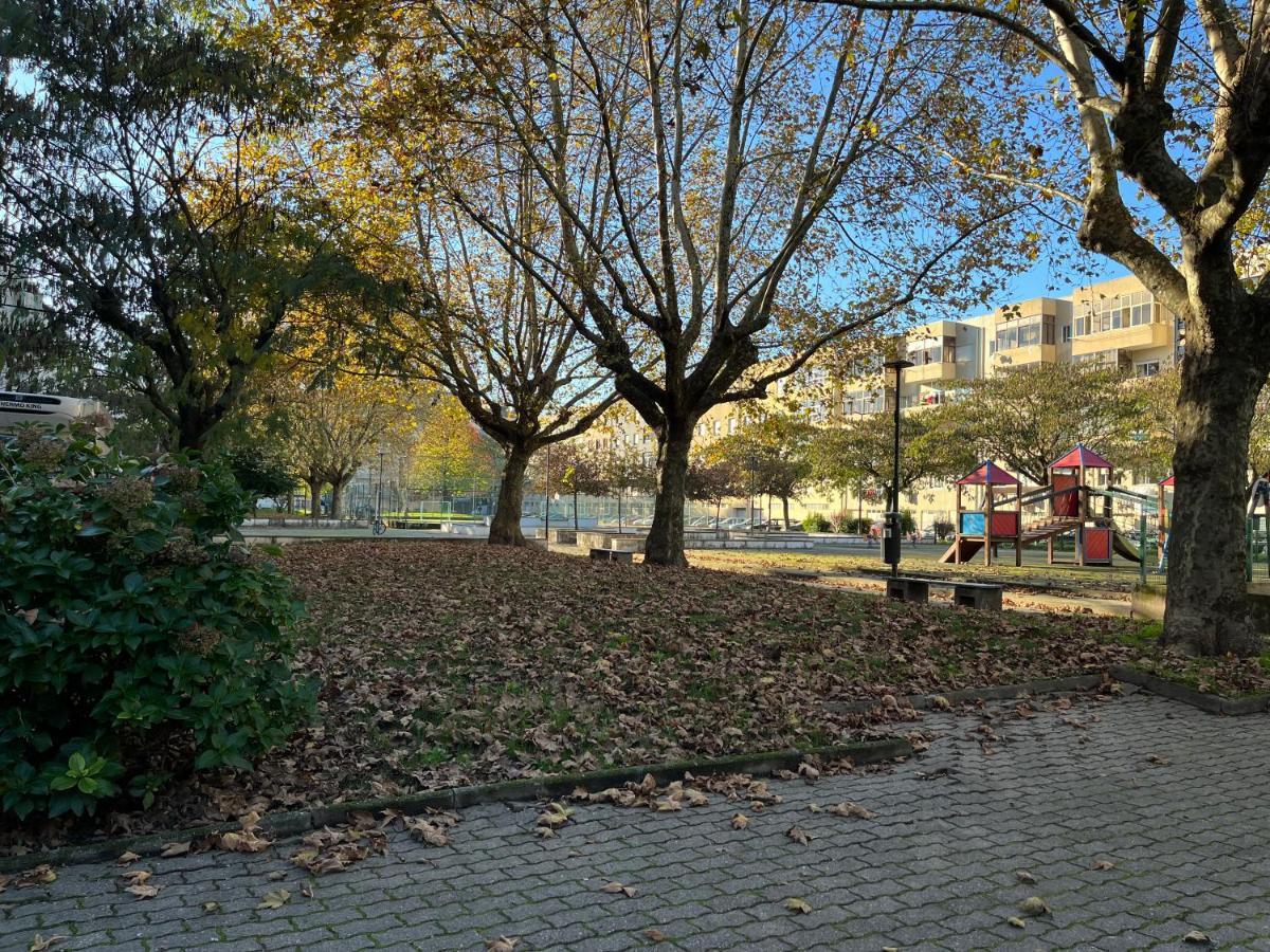 Apartamento 3 Min Da Av Liberdade - Remodelado Braga Exterior foto